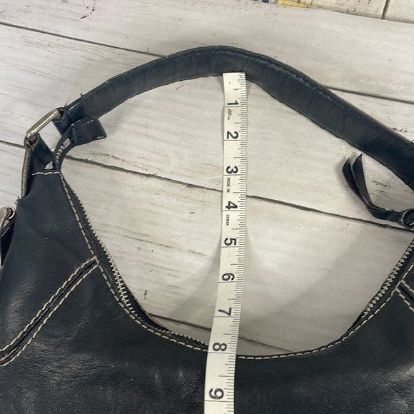 Michael Kors Black Leather Shoulder Bag w/White Contrast Stitching - Picture 11 of 14